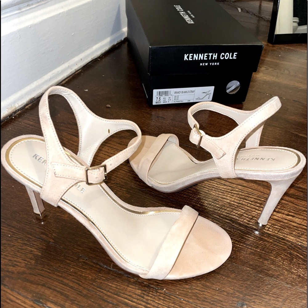 Kenneth Cole reaction open toe nude heel 7.5 M